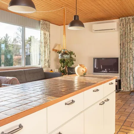 Amazing In With 3 Bedrooms And Internet Holiday home